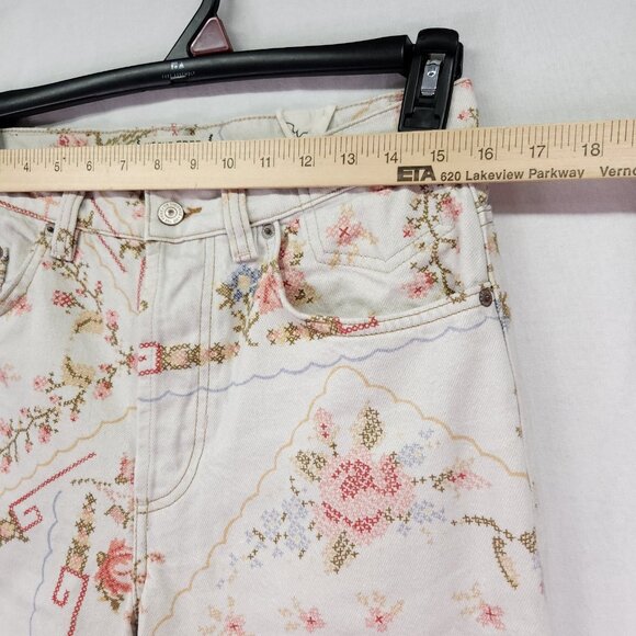 Free People Eden Printed High Slouchy Flare Jean Size 28 Floral Boho Button Fly - Picture 5 of 16